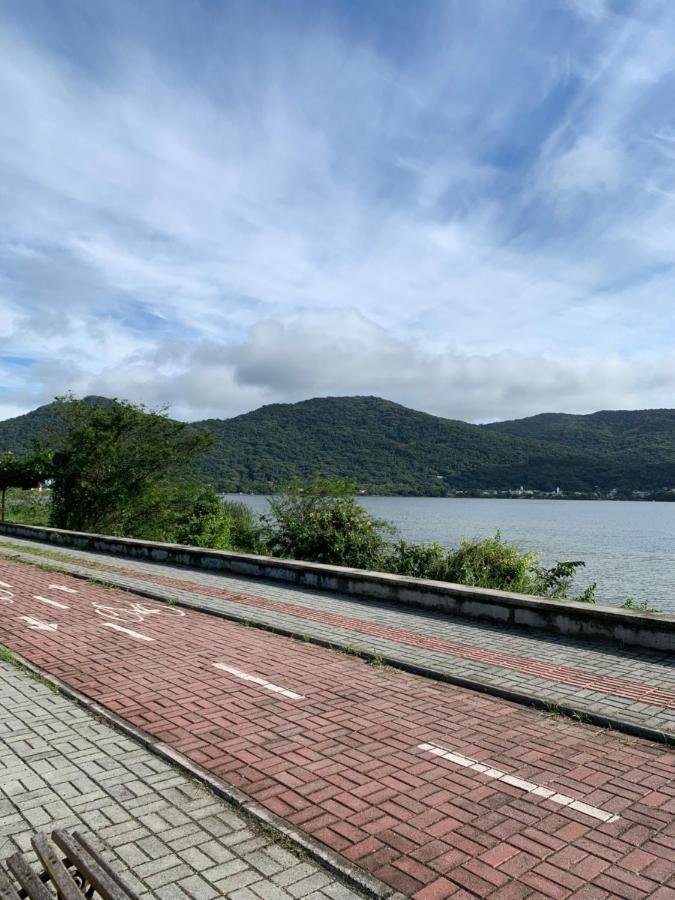 Casa Paradisiaca Na Lagoa Da Conceicao Florianópolis Екстериор снимка